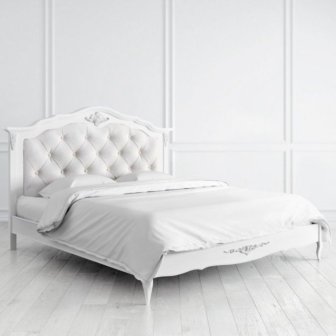 Фото Кровать с мягким изголовьем 180х200 Silvery Rome S318-K00-S-B07