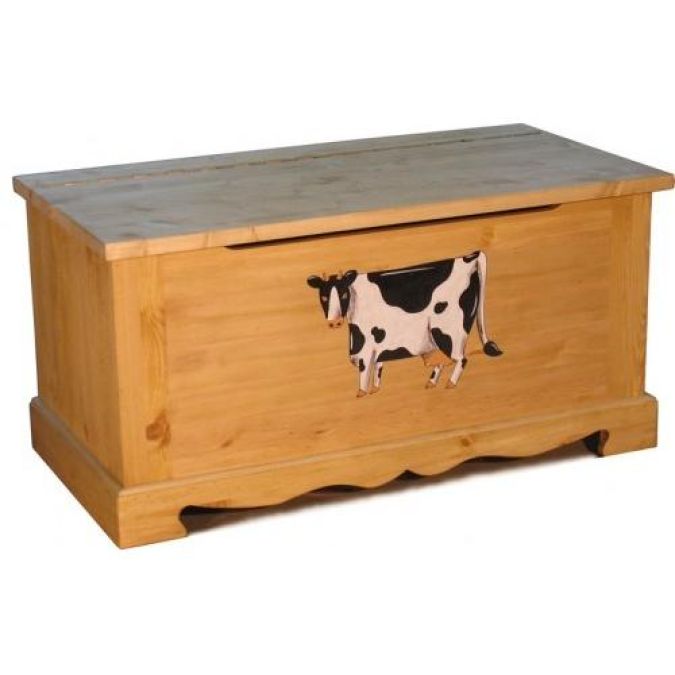 Фото Сундук с рисунком Волшебная сосна