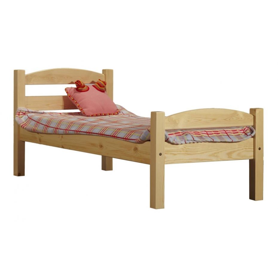 кровать для подростка из массива дерева